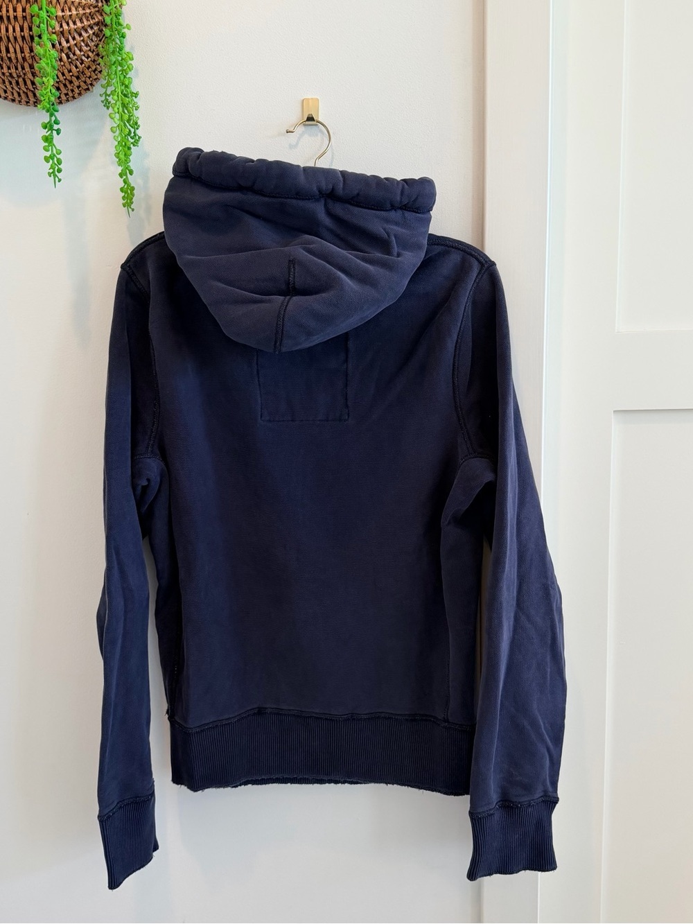 Abercrombie & Fitch Y2K Vintage Distressed Muscle Fit Hoodie Size Large - Picture 5 of 10